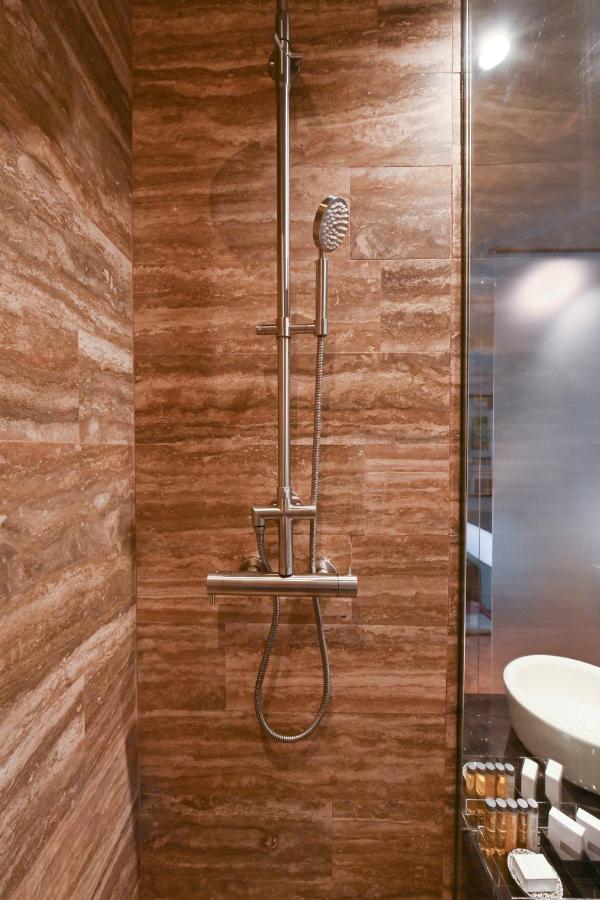 Ada Home โรม ภายนอก รูปภาพ