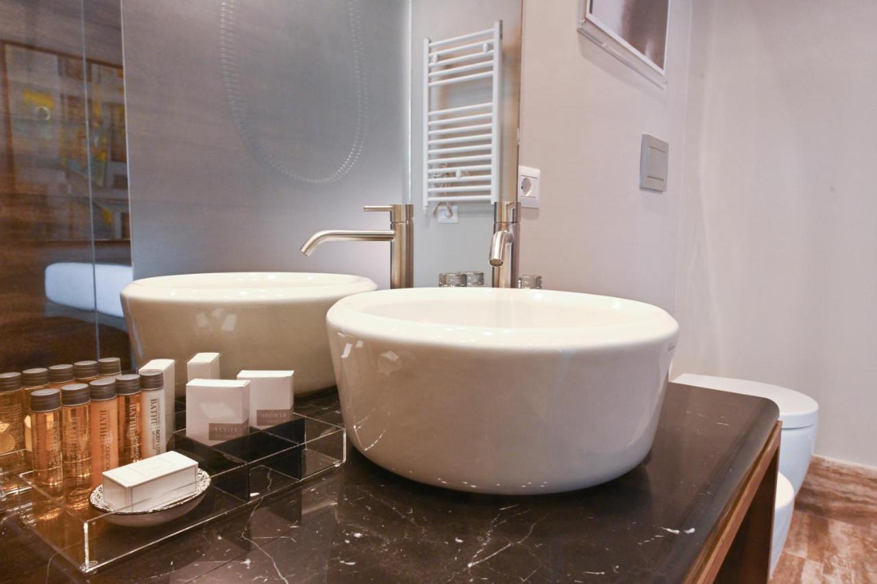 Ada Home โรม ภายนอก รูปภาพ